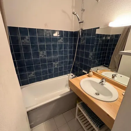 Au Petit Bonheur, Vue Avec Jardinet&parking 400m Appartement Le Lavandou