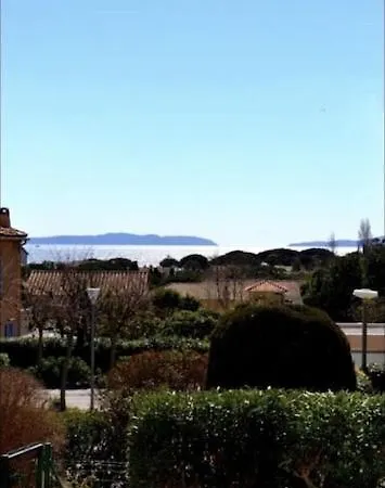 Au Petit Bonheur, Vue Avec Jardinet&parking 400m Appartement *